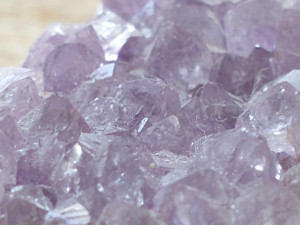 mineral lila